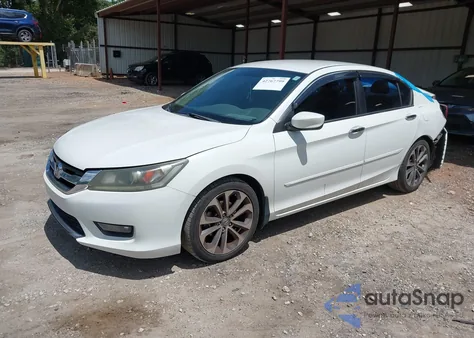 2015 Honda Accord Sport z USA, uszkodzony, nr VIN 1HGCR2F54FA025019